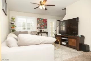 Photo #4: 2304150 Listing