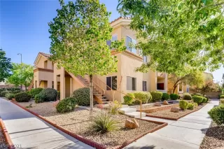 Photo #3: 2304183 Listing 