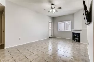 Photo #6: 2304183 Listing 