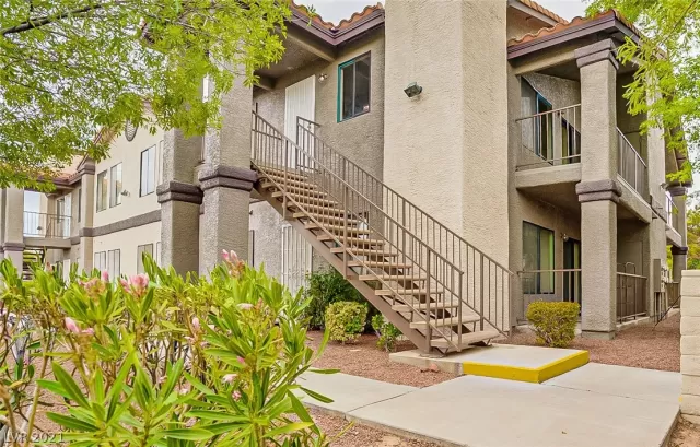 MLS: 2304191 Condo For Sale