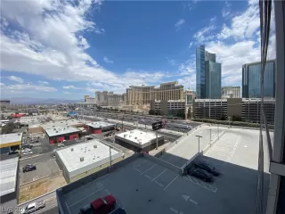 Photo #4: 2304243 Listing 