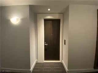 Photo #6: 2304243 Listing 