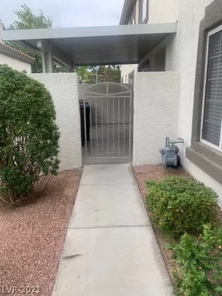 Photo #2: 2304262 Listing 