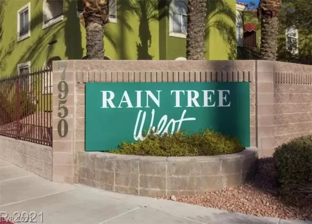 MLS: 2304301 Condo For Sale