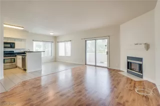 Photo #2: 2304324 Listing