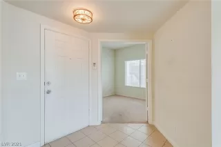 Photo #4: 2304324 Listing