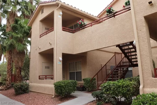 MLS: 2304326 Condo For Sale