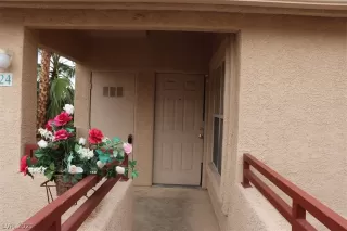 Photo #2: 2304326 Listing