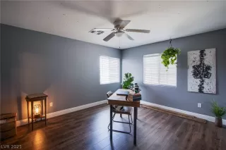 Photo #4: 2304462 Listing 