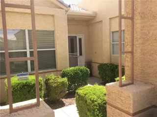 Photo #1: 2304567 Listing 