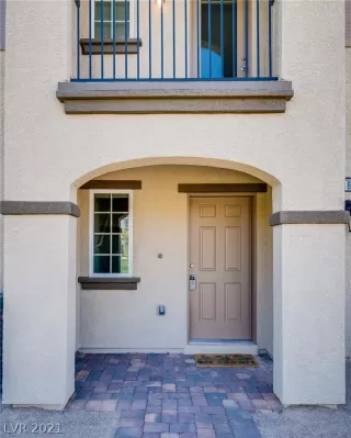 Photo #3: 2304582 Listing 