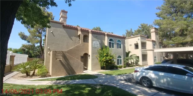 MLS: 2304593 Condo For Sale