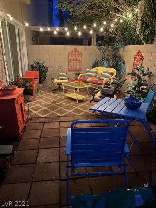 Photo #1: 2304616 Listing