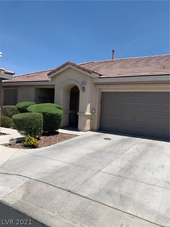 MLS: 2304727 Condo For Sale