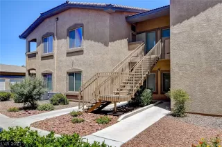 Photo #2: 2304758 Listing