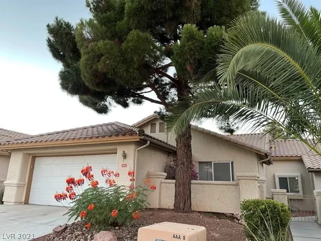 MLS: 2304783 Condo For Sale