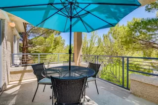 Photo #3: 2304876 Listing 