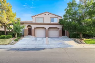 Photo #2: 2305003 Listing 