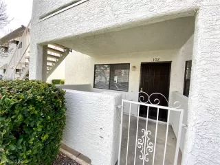 Photo #1: 2305004 Listing 