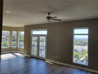 Photo #2: 2305023 Listing 