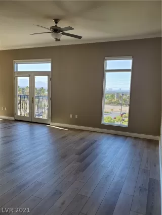 Photo #3: 2305023 Listing 