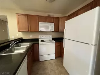 Photo #4: 2305075 Listing 