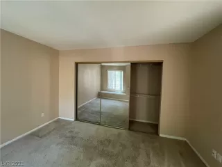 Photo #6: 2305075 Listing 