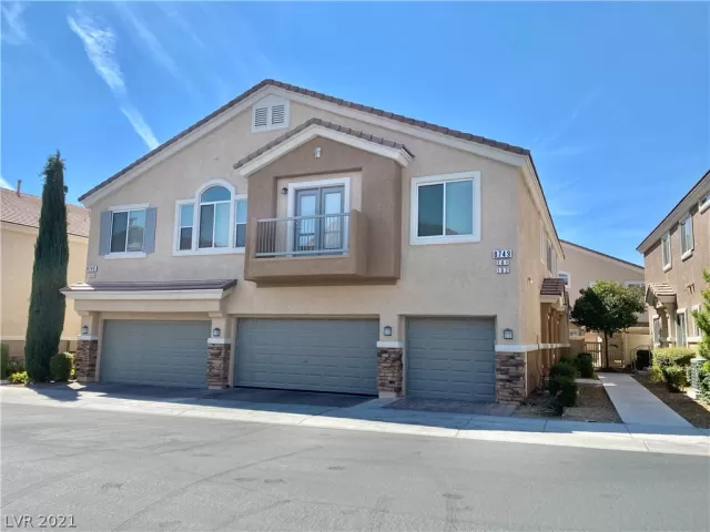 MLS: 2305112 Condo For Sale