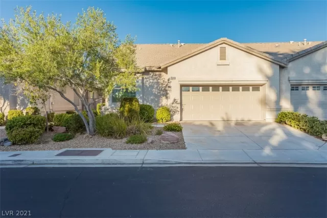 MLS: 2305115 Condo For Sale