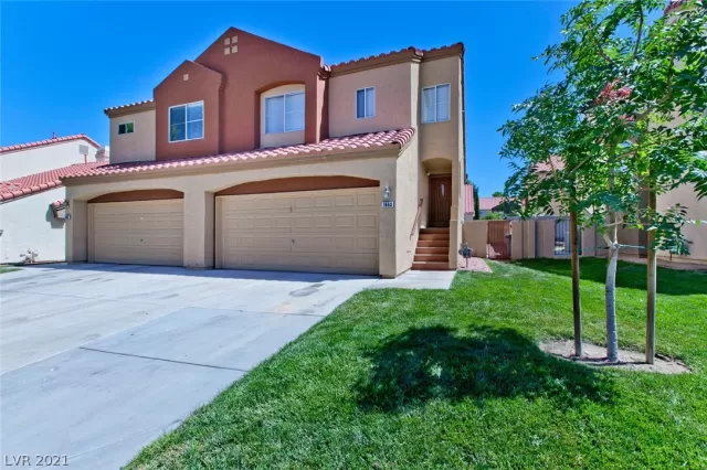 MLS: 2305120 Condo For Sale