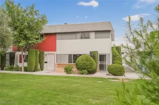 Photo #5: 2305152 Listing