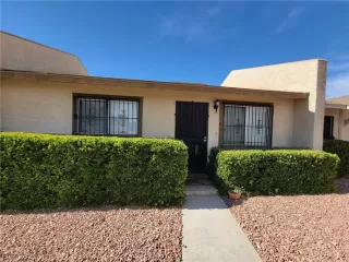 Photo #1: 2305163 Listing