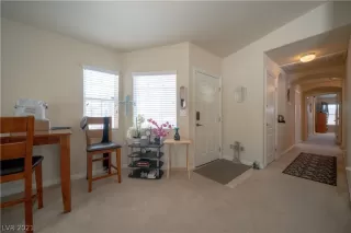 Photo #5: 2305172 Listing 