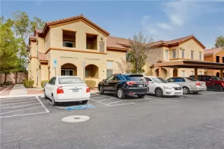 Photo #1: 2305173 Listing