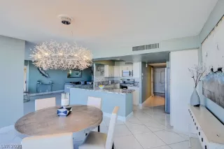 Photo #1: 2305242 Listing 