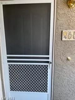 Photo #2: 2305276 Listing