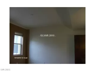 Photo #5: 2305328 Listing