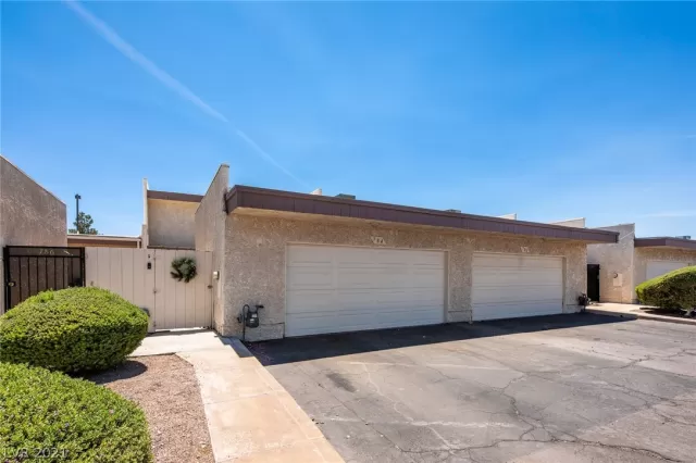 MLS: 2305365 Condo For Sale