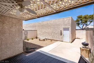 Photo #3: 2305365 Listing 