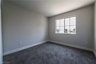 Photo #6: 2305378 Listing 