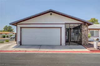 Photo #2: 2305401 Listing 