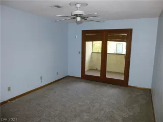 Photo #5: 2305416 Listing 