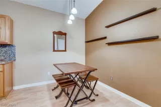 Photo #6: 2305424 Listing 