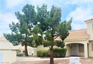 Photo #2: 2305430 Listing 