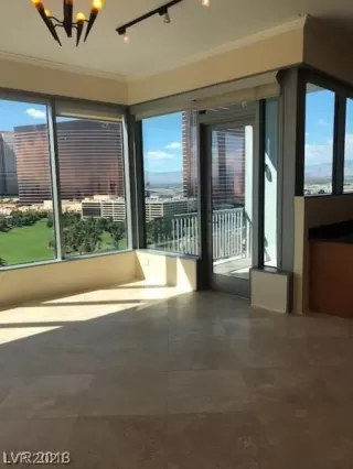 Photo #3: 2305435 Listing 