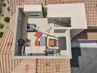 Photo #5: 2305447 Listing