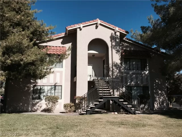 MLS: 2305485 Condo For Sale