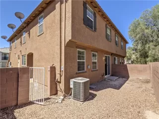 Photo #2: 2305554 Listing 