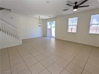 Photo #3: 2305554 Listing 