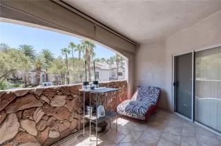 Photo #6: 2305556 Listing